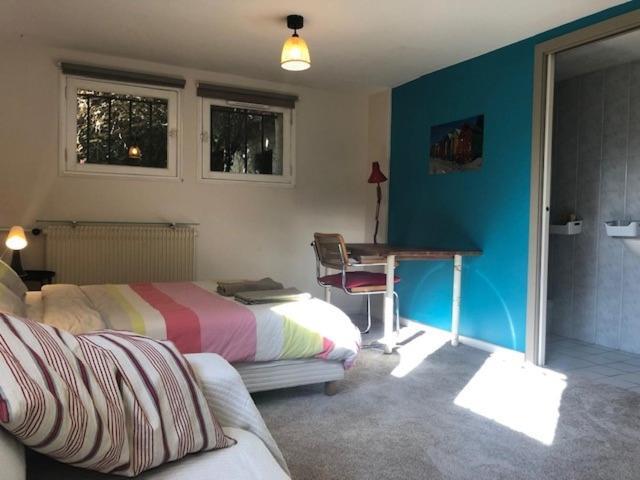 Chambre indépendante aux pied des Pyrénées Billere Esterno foto